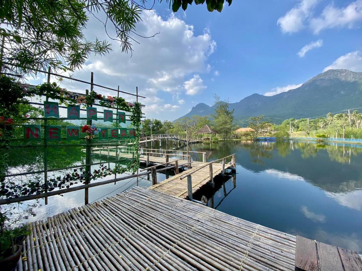 Numpu Baandin Hotel Sam Roi Yot Exterior photo