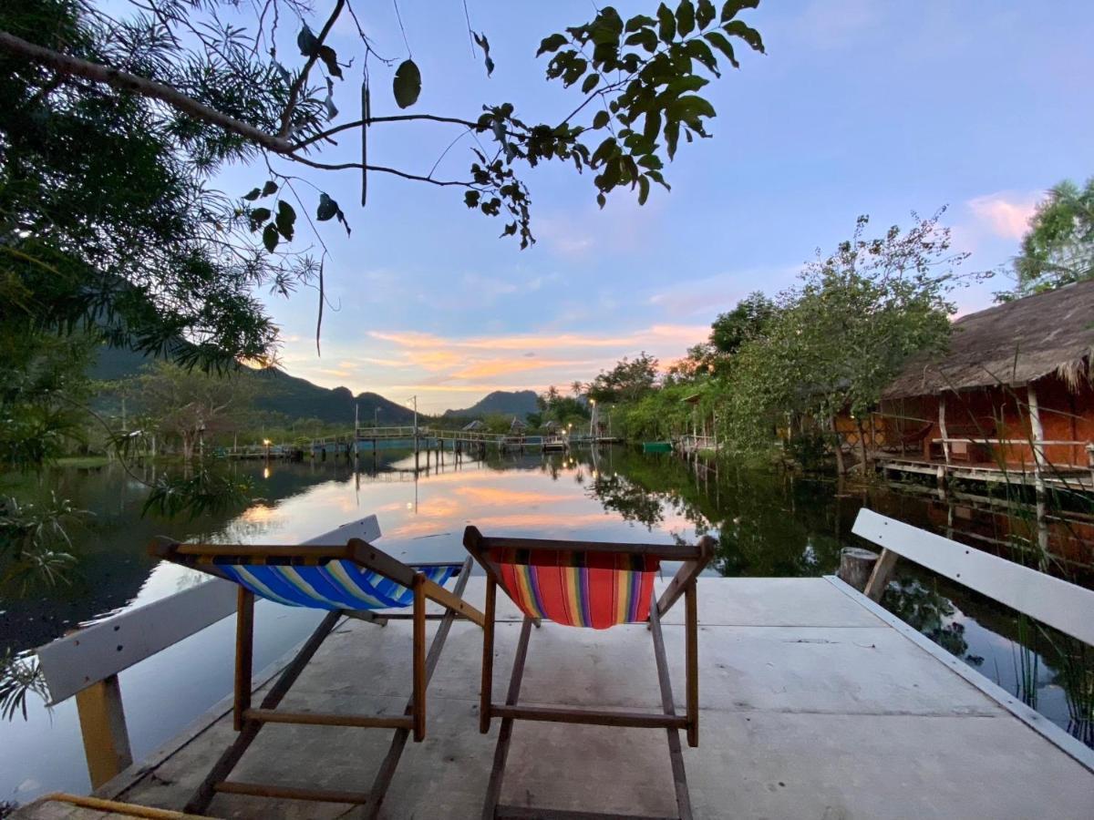 Numpu Baandin Hotel Sam Roi Yot Exterior photo
