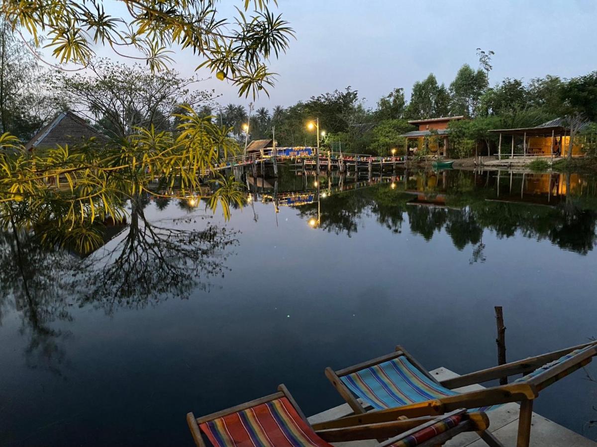 Numpu Baandin Hotel Sam Roi Yot Exterior photo