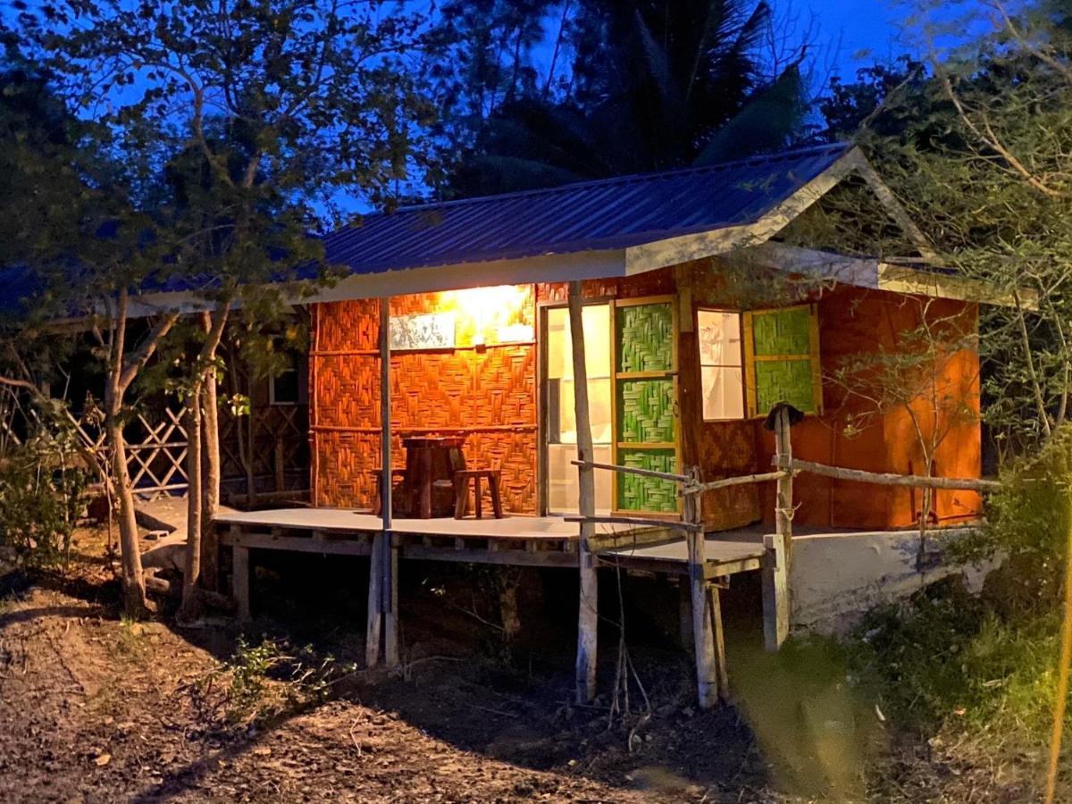 Numpu Baandin Hotel Sam Roi Yot Exterior photo