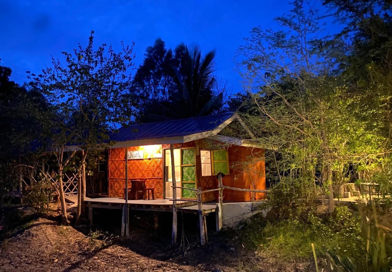 Numpu Baandin Hotel Sam Roi Yot Exterior photo