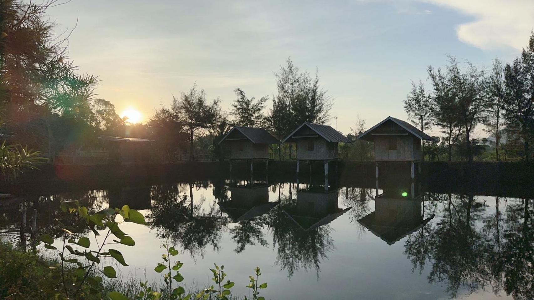 Numpu Baandin Hotel Sam Roi Yot Exterior photo