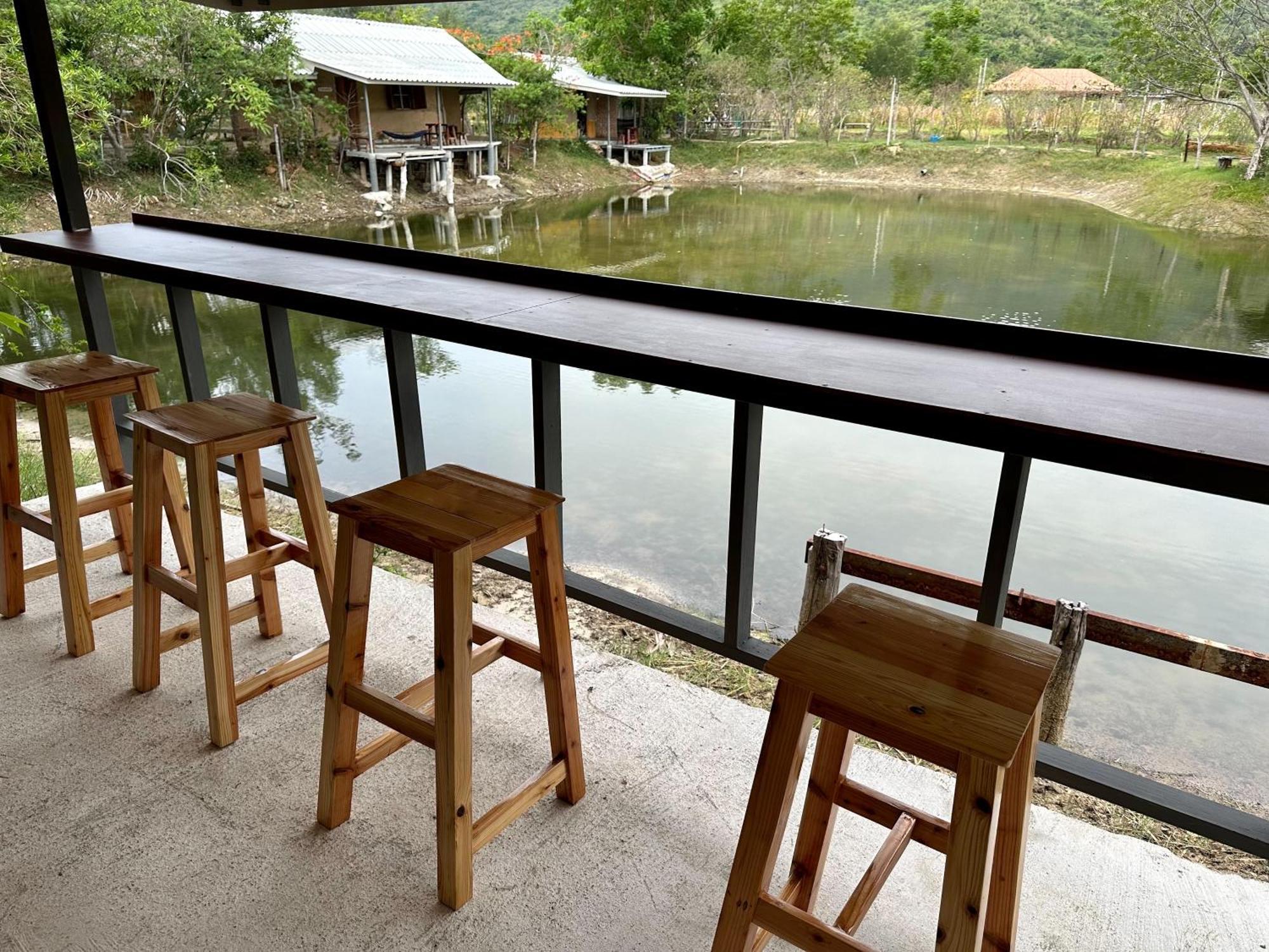 Numpu Baandin Hotel Sam Roi Yot Exterior photo